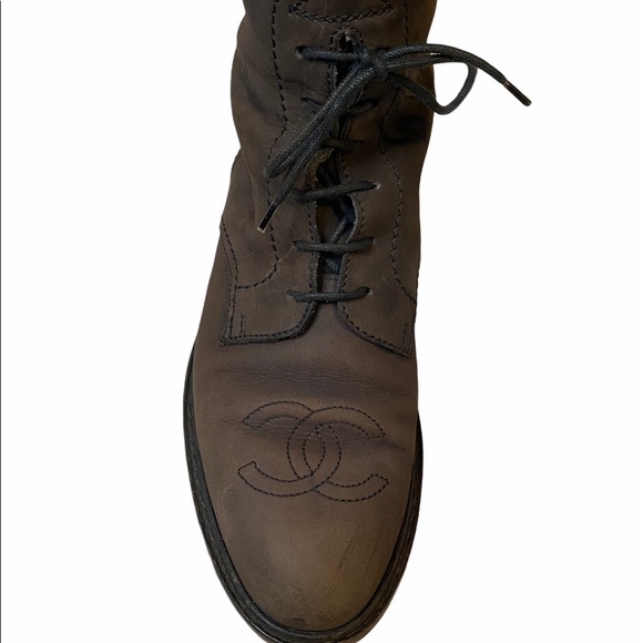 CHANEL CC Logo Leather Knee High Riding Boots - Picture 7 of 12